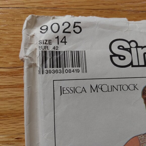 Vintage 80s Victorian Lace Blouse Sewing Pattern Size 14 Jessica McClintock 9025 - Picture 3 of 12